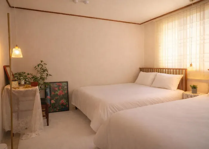 3Br & 5Beds & 2Baths 명동버스2정거장 해방촌5분 남산타워 800M 8인가능 Apartamento